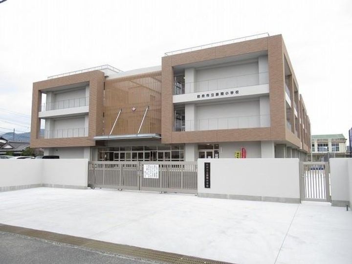 セントラル レジデンス B棟の周辺