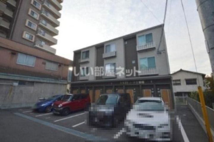 トラストコートII番館の地図