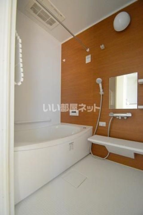 トラストコートII番館の風呂