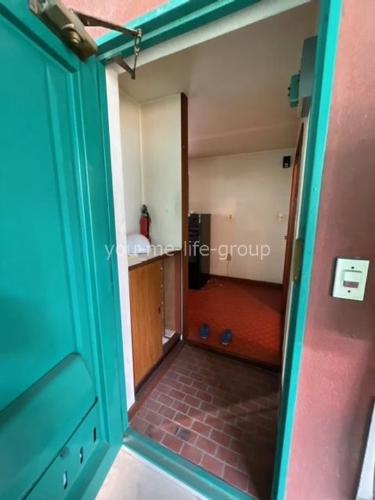 神奈川県足柄上郡松田町神山(マンション)の賃貸物件の玄関