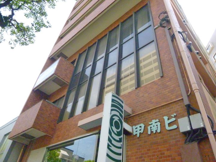 甲南ビルの地図