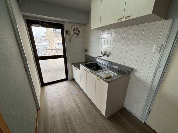 甲南ビルのキッチン