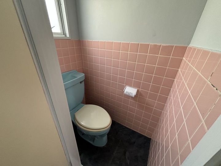 甲南ビルの内装