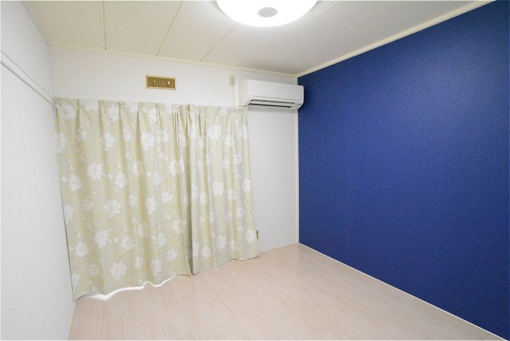 室本ハイツの居間