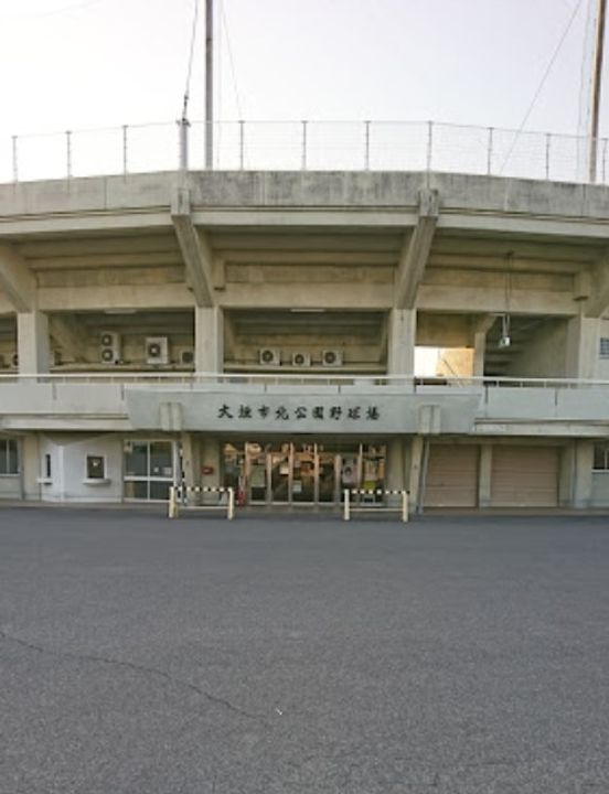 フェリーチェの周辺