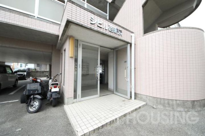シビル西新浜の地図