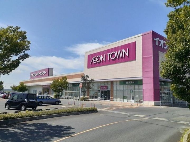 Maison Dylus IIIの周辺