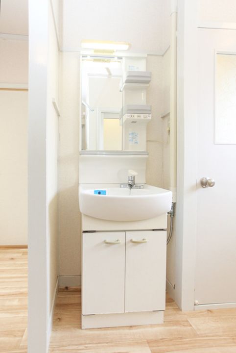 UR下大利の内装