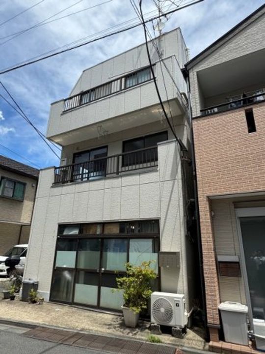 サンハイツ大手の外観