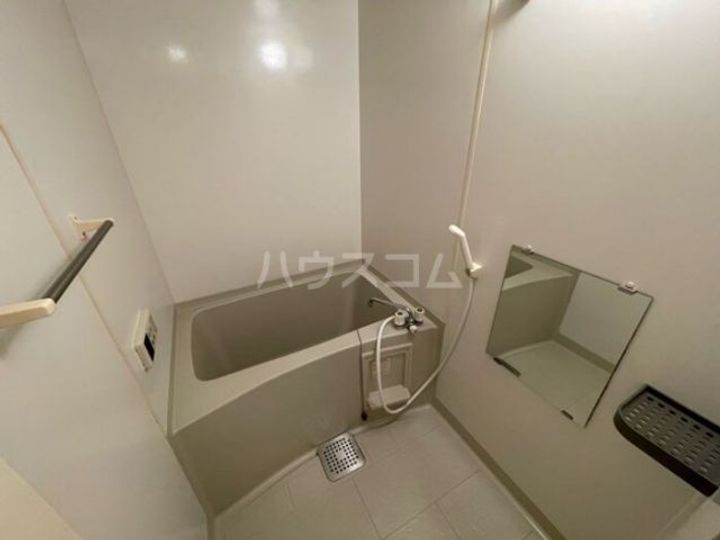 フローラルコートの風呂