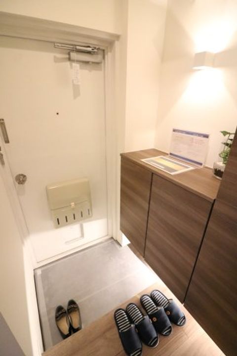 ライオンズマンション飯田橋の玄関