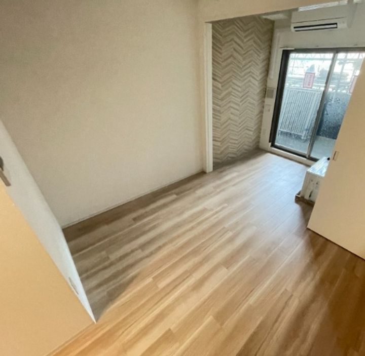 大阪府大阪市北区本庄西2丁目の賃貸マンションの居間