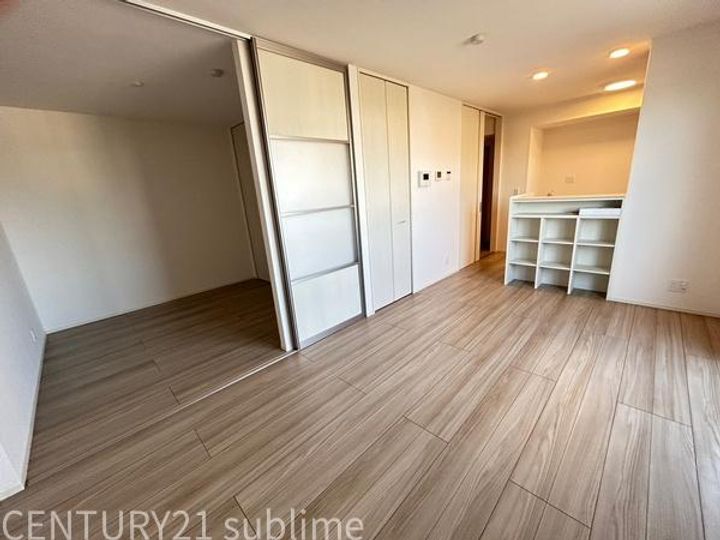 フラン苅原の居間