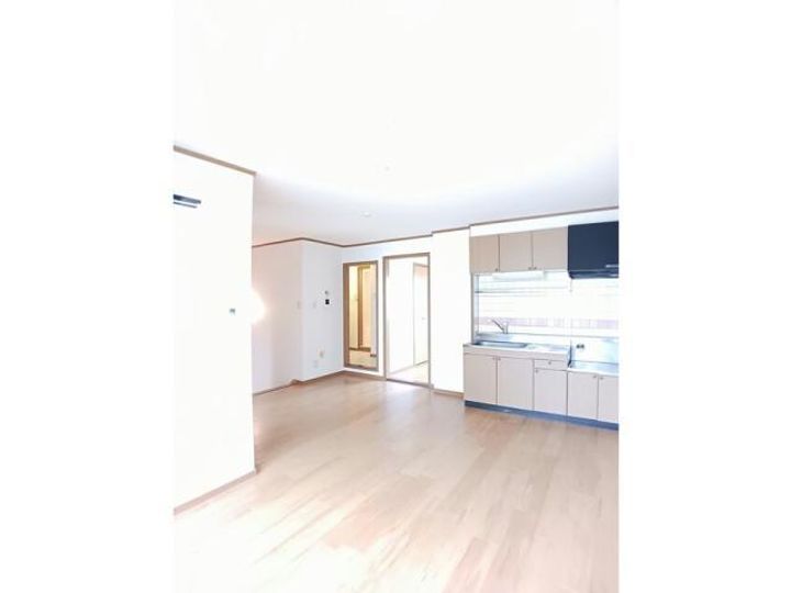 サニーコート近見Iの居間