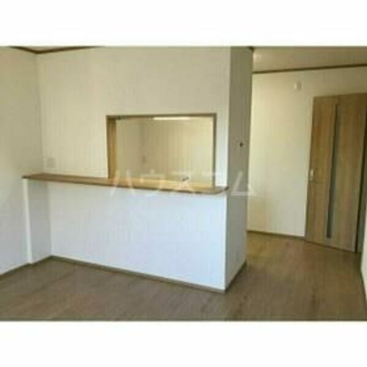 メゾン・ド・ルヴァンの居間