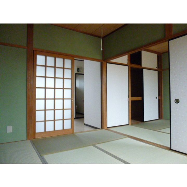 ミヨシコーポA棟の居間