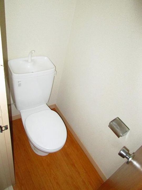 稲荷森マンションの内装