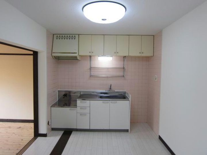 石川マンション1の居間