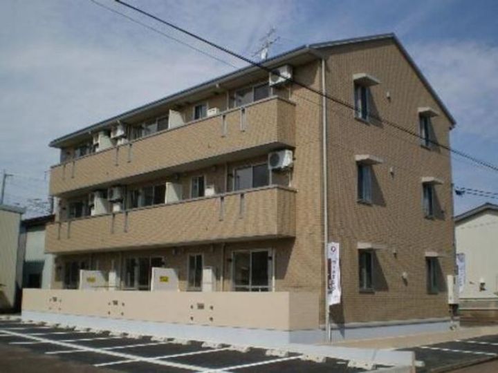 新潟県長岡市笹崎3(アパート)の賃貸物件の外観