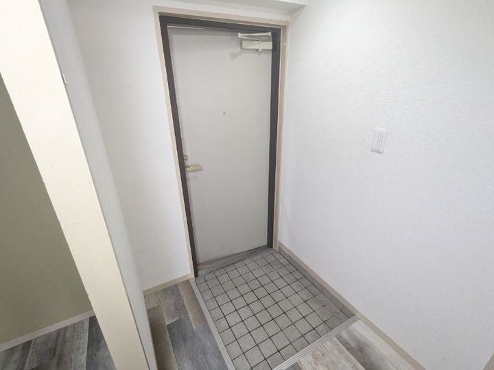 グランディア北野の玄関