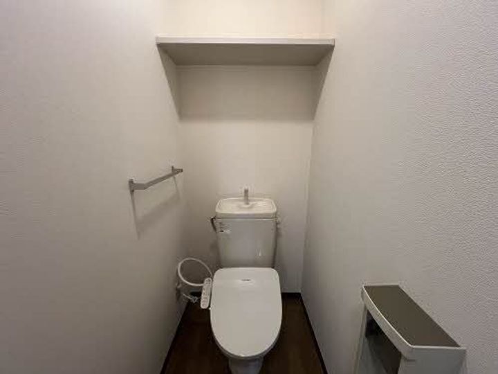 新潟県長岡市古正寺2(アパート)の賃貸物件の内装