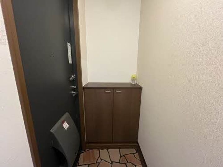 新潟県長岡市古正寺2(アパート)の賃貸物件の玄関