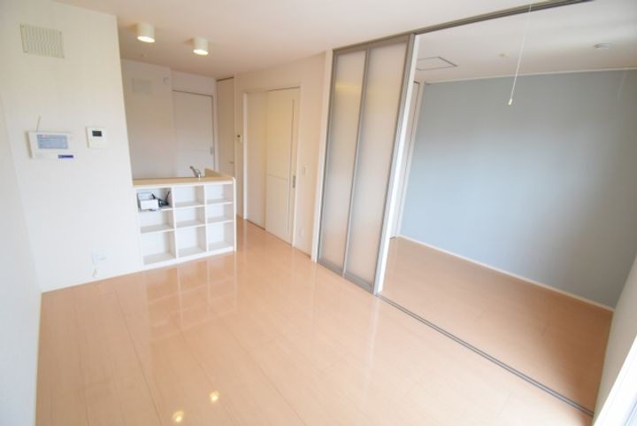 プラセール Iの居間