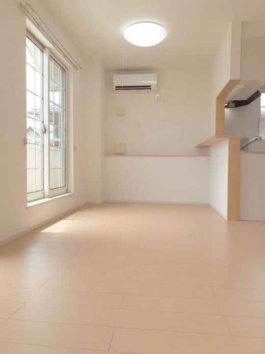 フローリッシュの居間