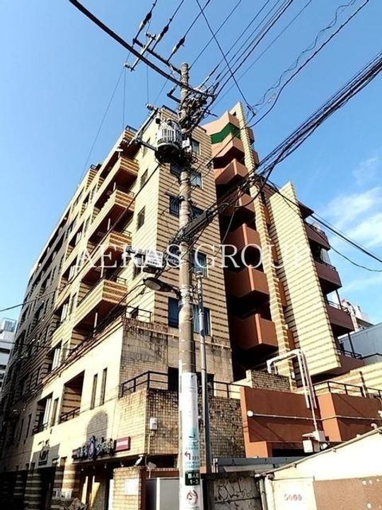Navi新宿の外観