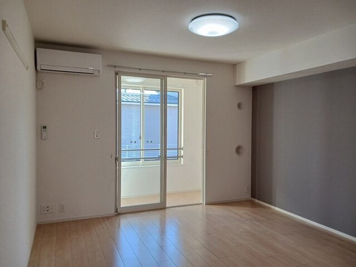 ヴィラ メリオールの居間