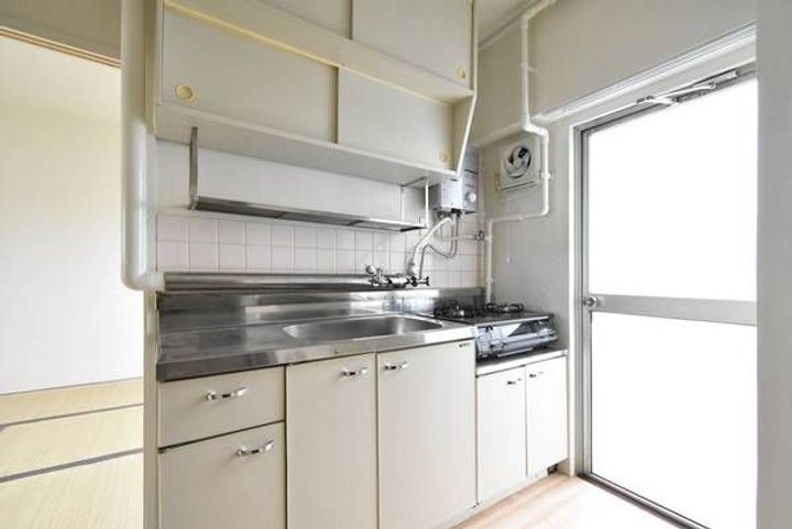 栃木県宇都宮市平出町(マンション)の賃貸物件のキッチン