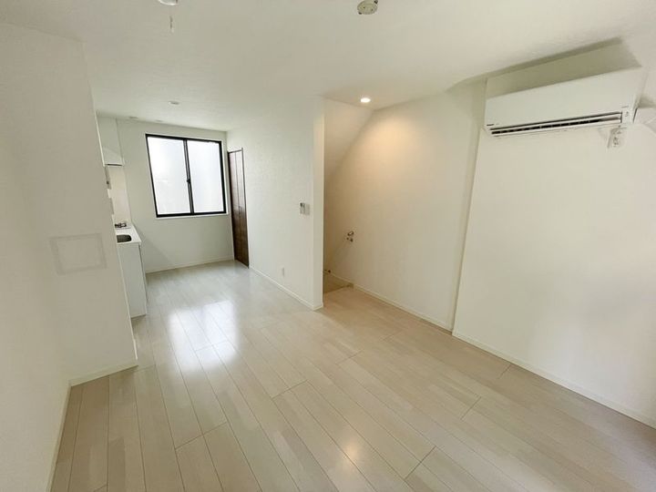 ミハス学芸大学の内装