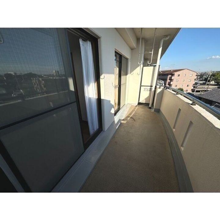 サプリーム新舞子の内装