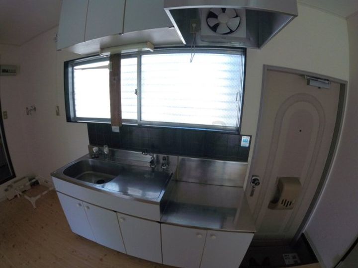 ファミール仁川1のキッチン