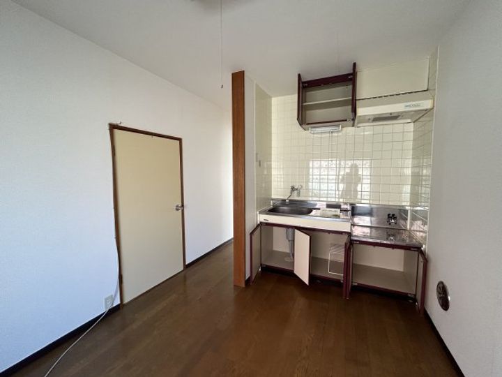 フレール小井土IIの内装