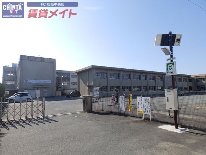 葉月アパートメント A棟の周辺