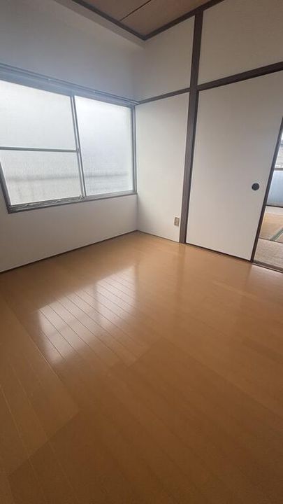 福迫マンションの居間