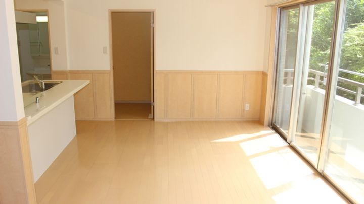 オークガーデン参番館の居間