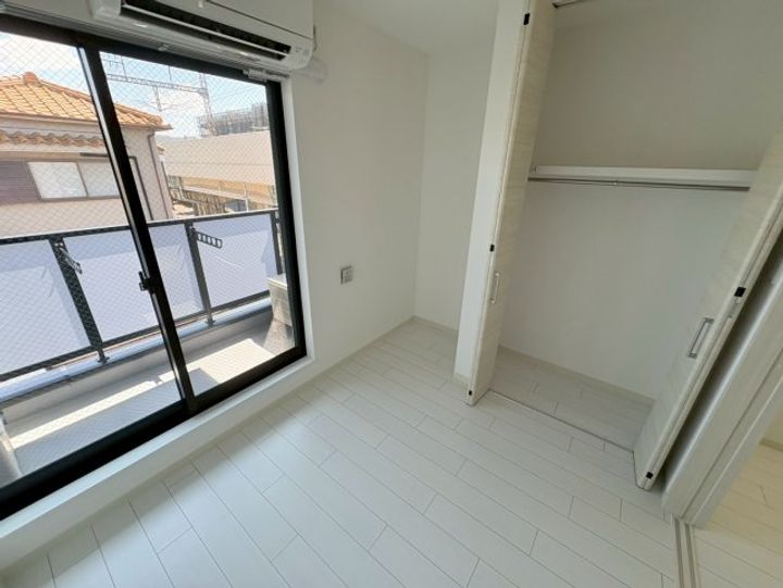 badge yata(ベッジ ヤタ)の内装