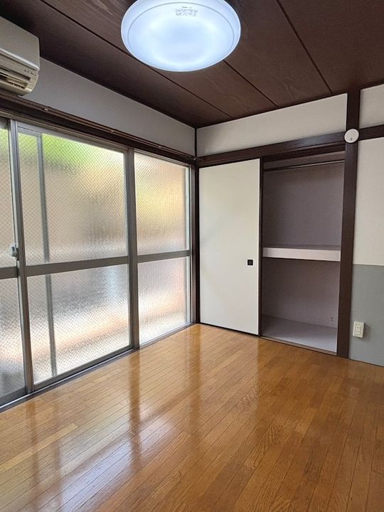 かすみコーポの居間