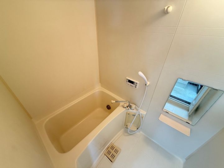 フェルトメゾンの風呂