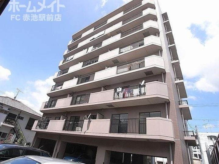 アピテ池場の外観