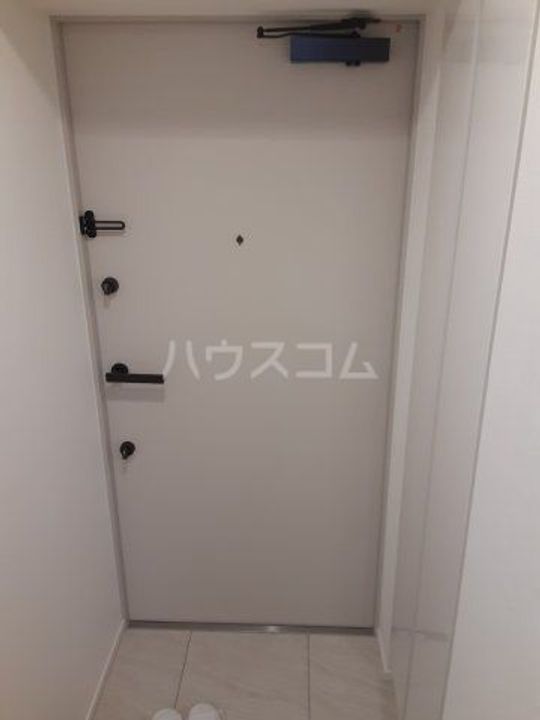 MAXIV BANDOBASHI TWIN EASTの玄関