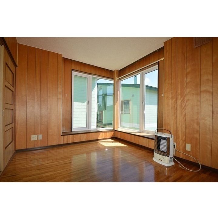 クインハイツ102の居間