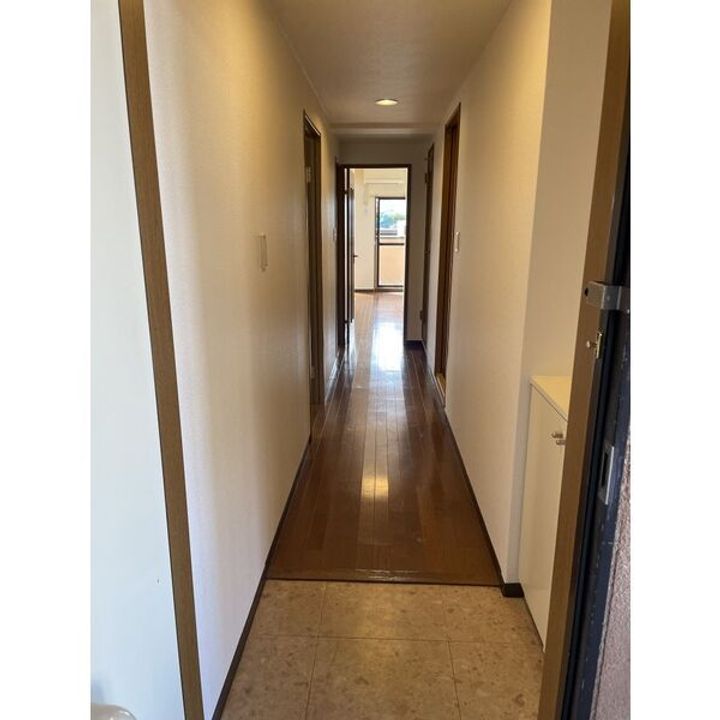 エクセレンス堀 A棟の玄関