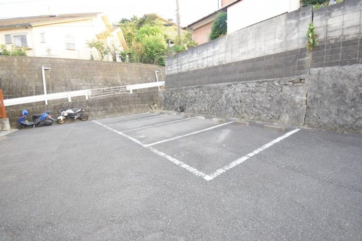 コーポ鈴木の地図