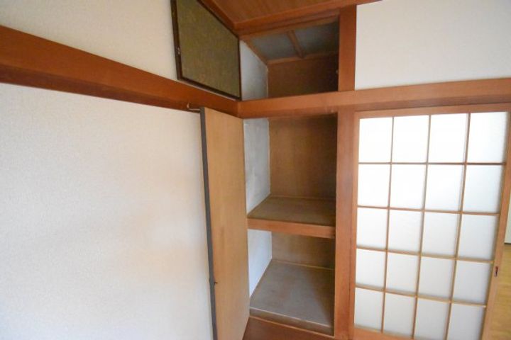 コーポ鈴木の内装