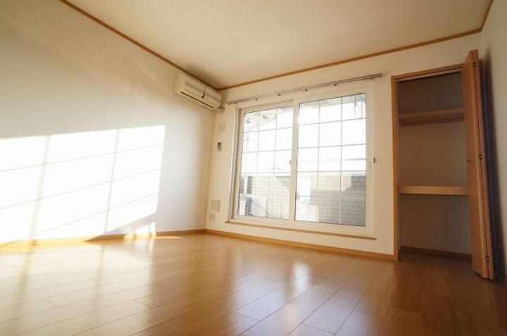 栃木県宇都宮市白沢町(アパート)の賃貸物件の居間