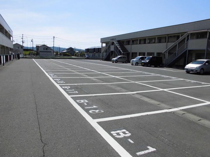 ハイツWEALIIの地図