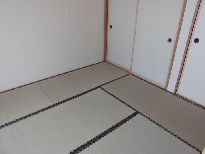 ハイツWEALIIの居間